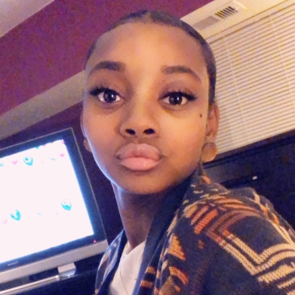 Meet your Posher, Micah - Picture 1 of 1